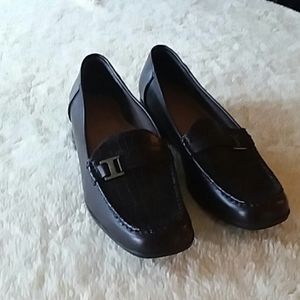 Sz 8 W Life stride Aligator Loafer's